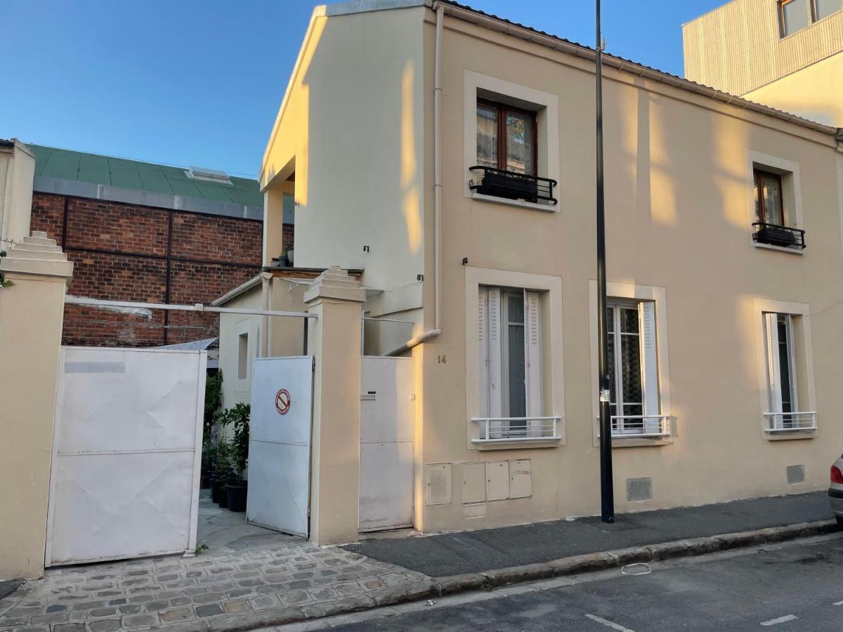 Agreable Appartement Dans Une Maison Saint-Denis  Exterior photo